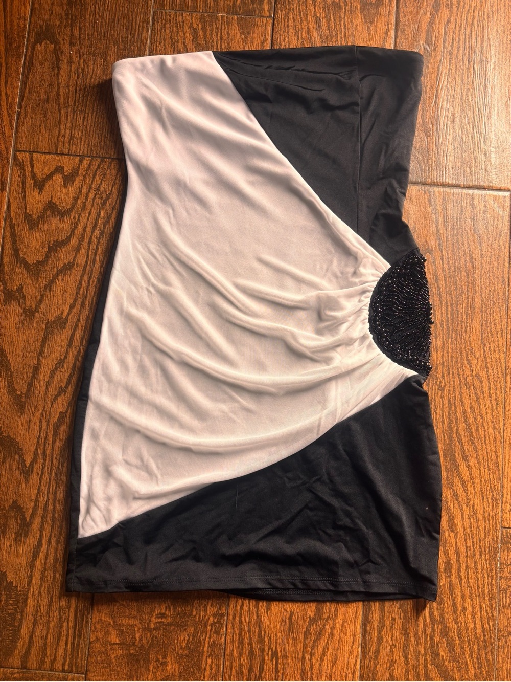 Wet Seal Black and White Strapless Tube Top